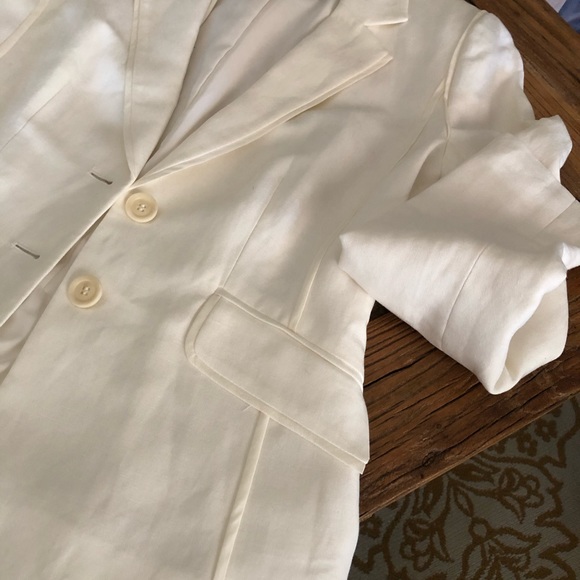 Classiques Entier White Linen Blazer - Picture 4 of 6